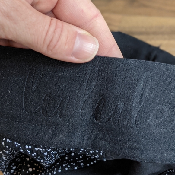 Lululemon 7/8 speckled black and white leggings tights size 2 or 4 - Picture 3 of 5